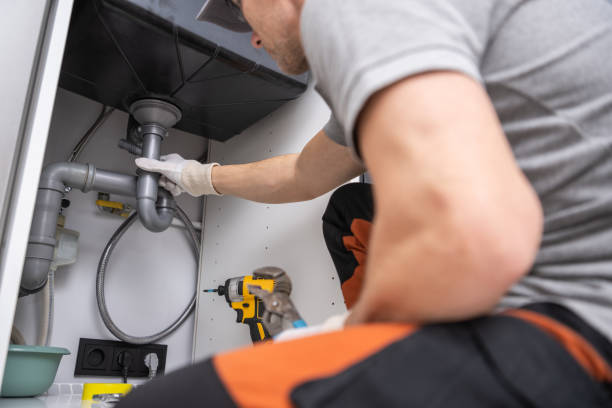 Best Emergency Plumber  in Hinckley, IL